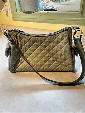 Relic Quilted Shoulder Bag in Green & Brown